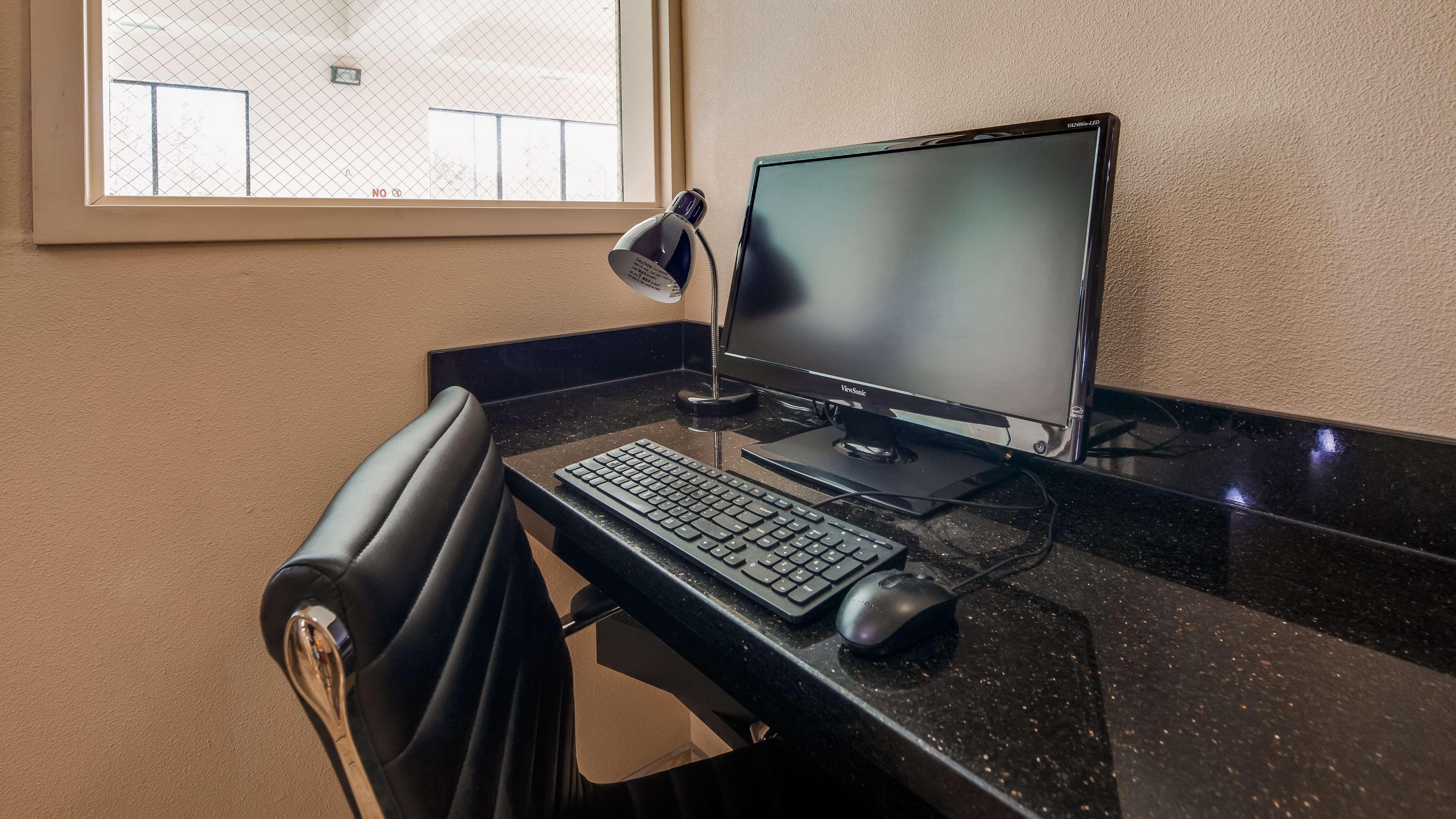 Best Western Plus Battleground Inn & Suites Battle Ground Екстериор снимка