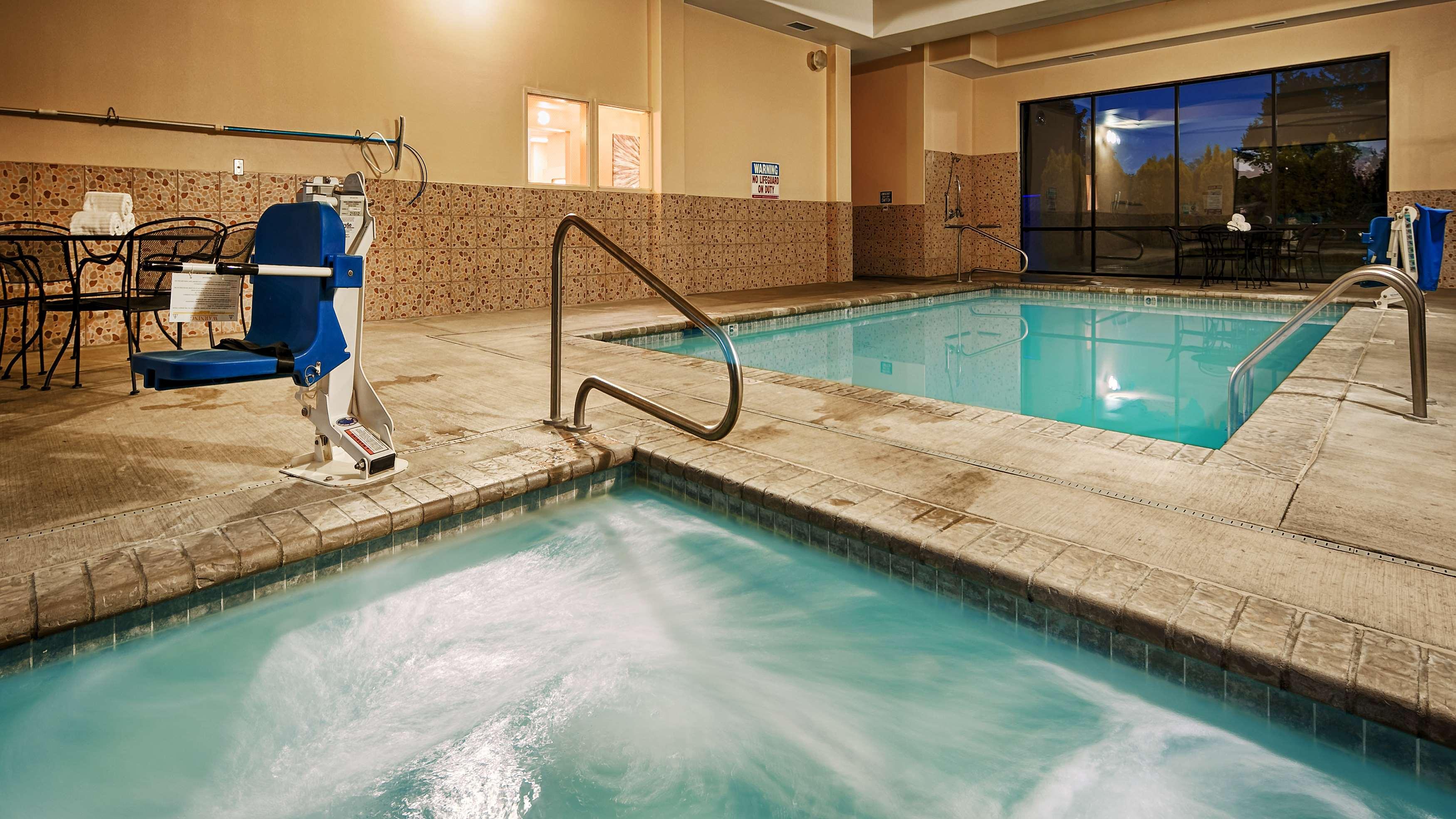 Best Western Plus Battleground Inn & Suites Battle Ground Екстериор снимка