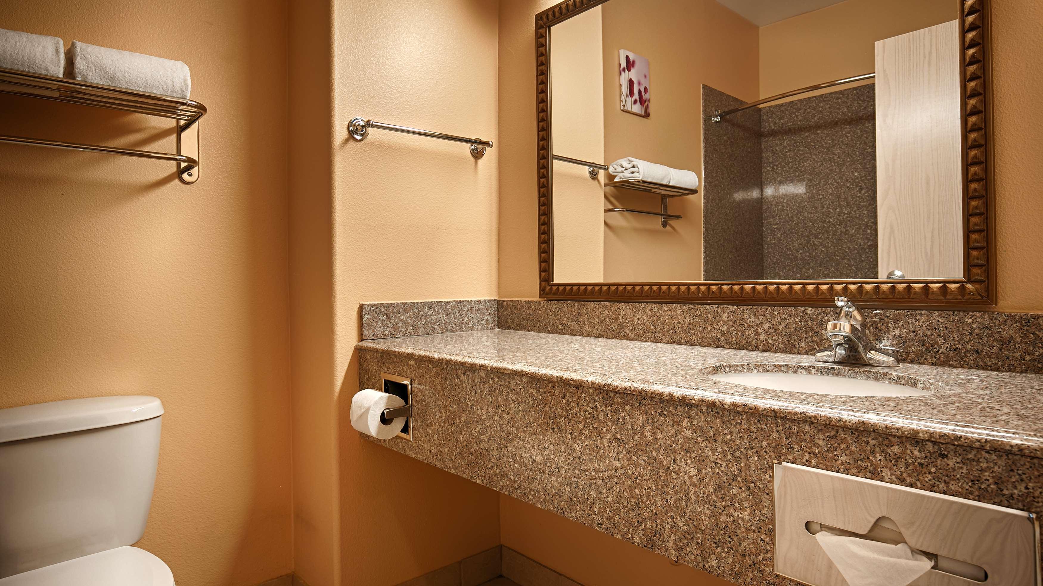 Best Western Plus Battleground Inn & Suites Battle Ground Екстериор снимка