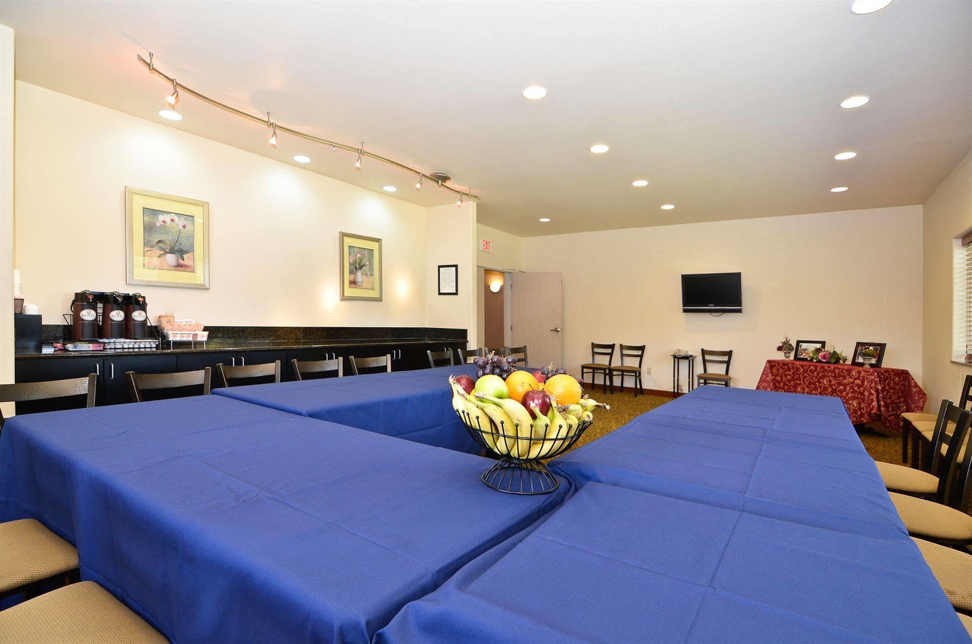 Best Western Plus Battleground Inn & Suites Battle Ground Екстериор снимка
